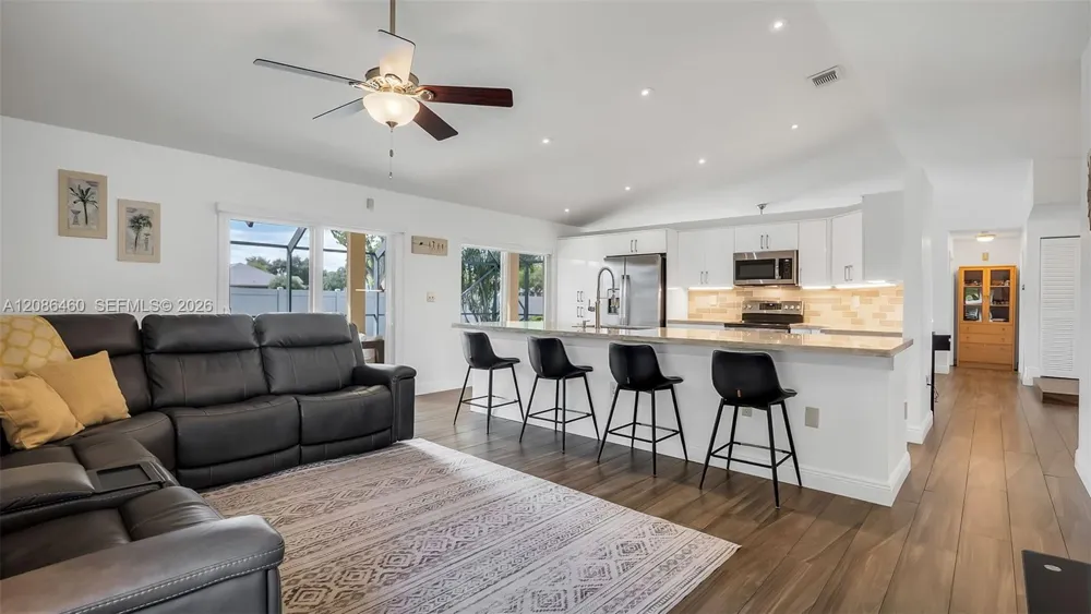 1361 White Stone Way Davie, FL 33325
