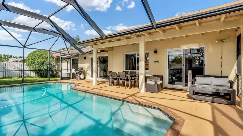 1361 White Stone Way Davie, FL 33325