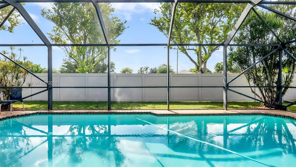 1361 White Stone Way Davie, FL 33325