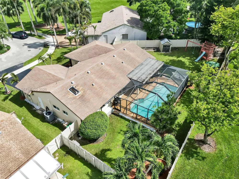 1361 White Stone Way Davie, FL 33325