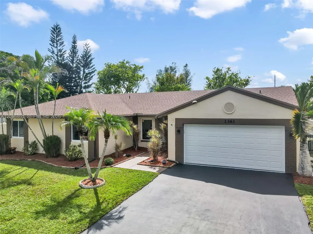 1361 White Stone Way Davie, FL 33325