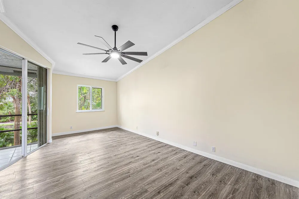 9818 Nickels Boulevard #1105 Boynton Beach, FL 33436
