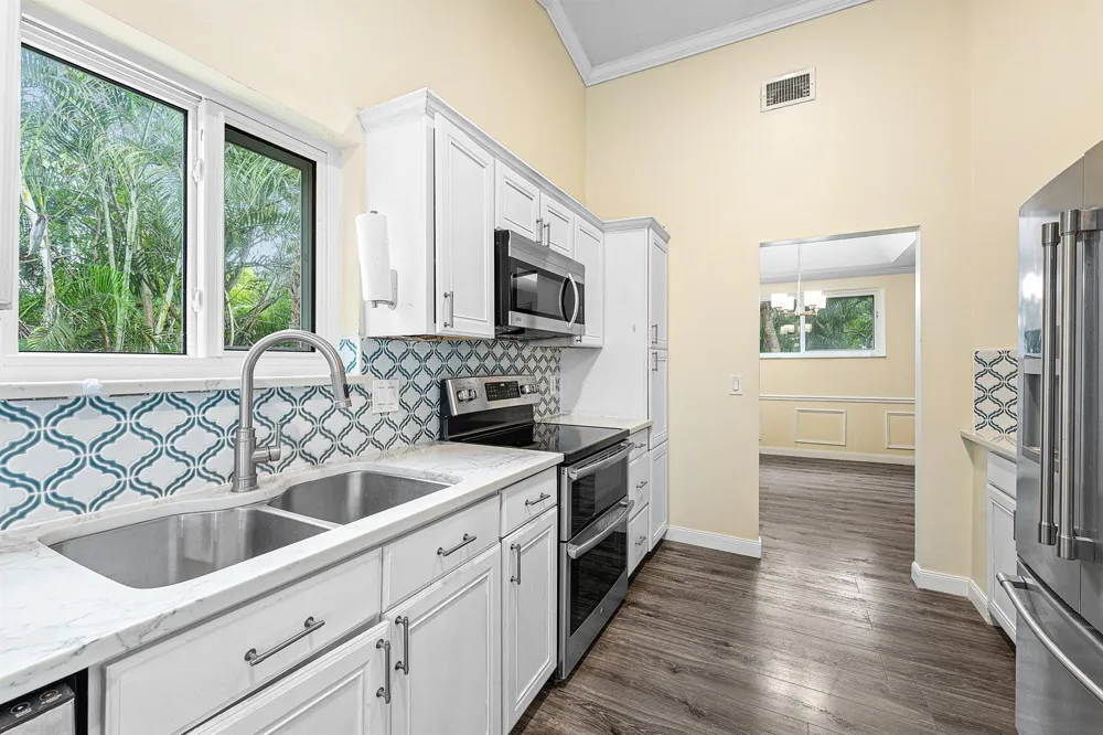 9818 Nickels Boulevard #1105 Boynton Beach, FL 33436