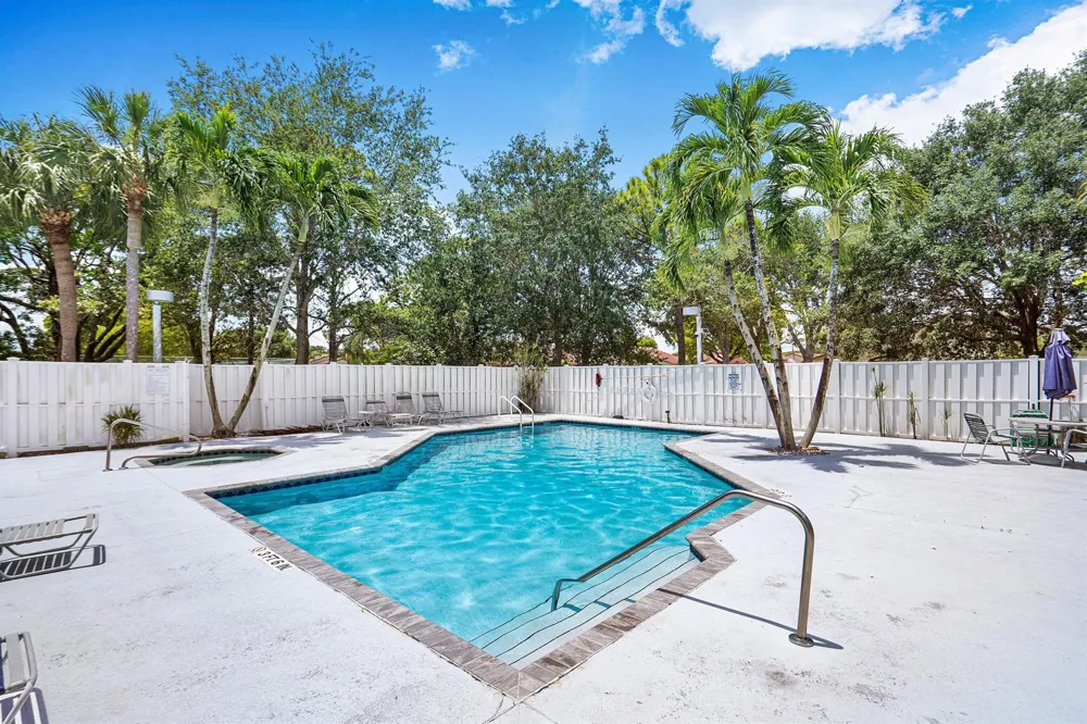 9818 Nickels Boulevard #1105 Boynton Beach, FL 33436