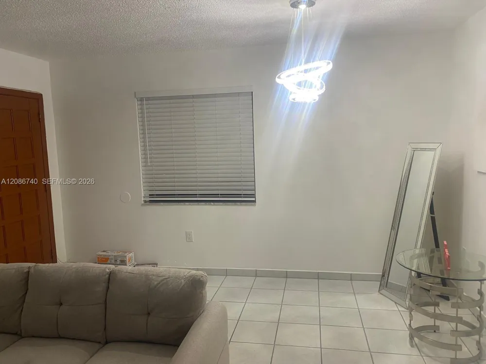 5209 W 24th Ct #5209 Hialeah, FL 33016