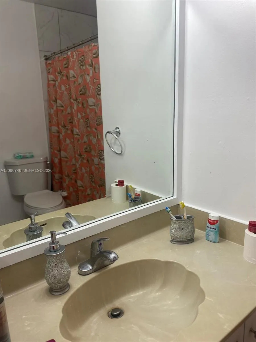 5209 W 24th Ct #5209 Hialeah, FL 33016
