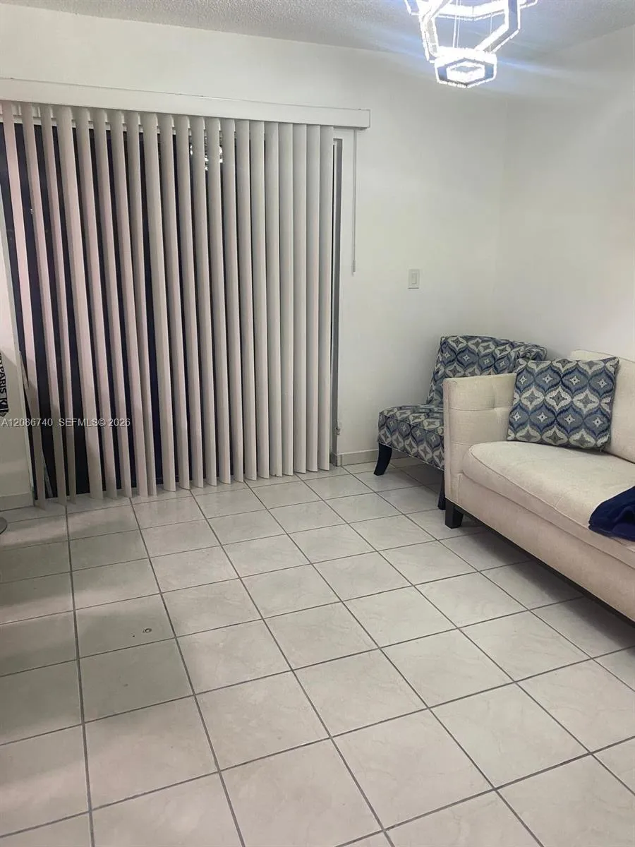 5209 W 24th Ct #5209 Hialeah, FL 33016