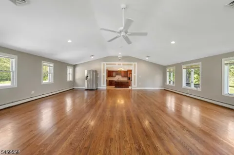 223 Pleasant Run Rd