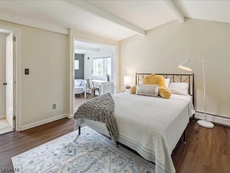 30 Laurel Dr Wayne, NJ 07470