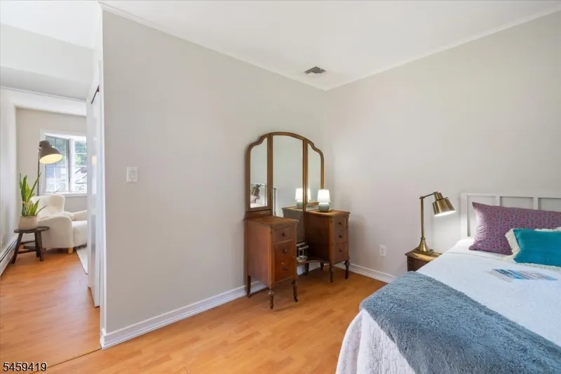 30 Laurel Dr Wayne, NJ 07470