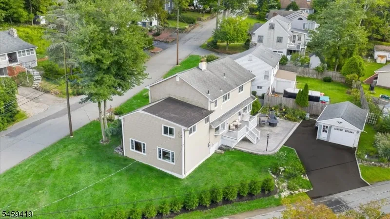 30 Laurel Dr Wayne, NJ 07470