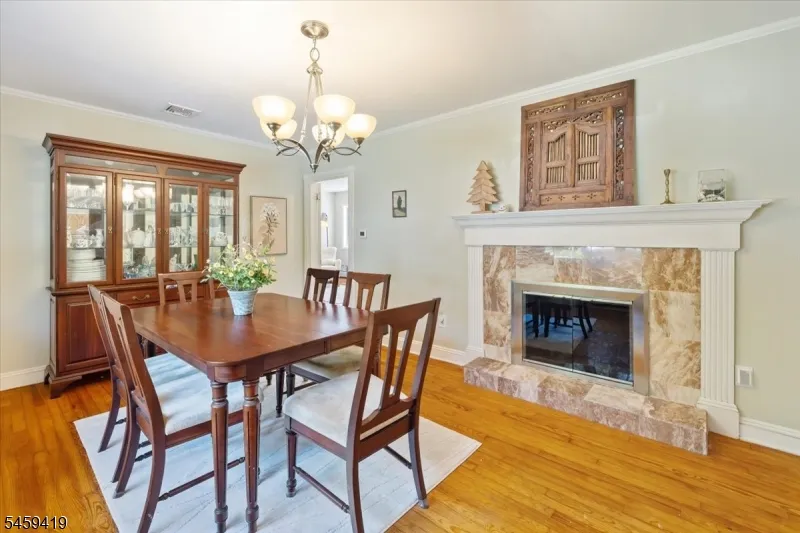 30 Laurel Dr Wayne, NJ 07470