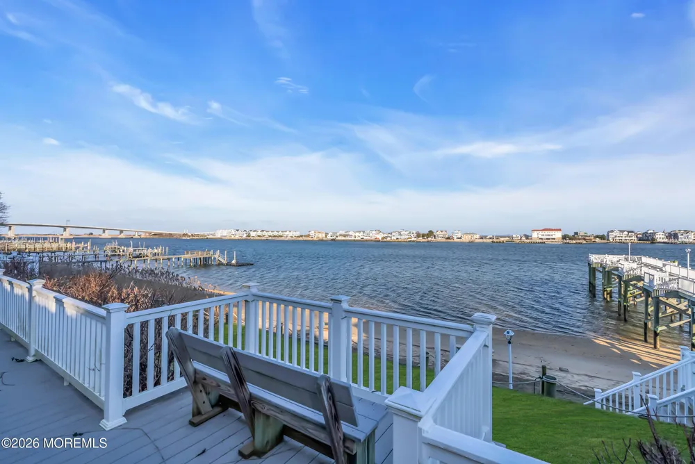 200 Portland Road #A17 Highlands, NJ 07732