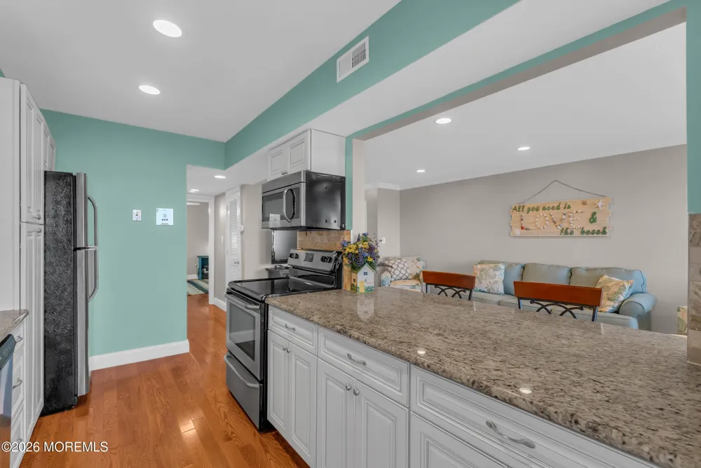 200 Portland Road #A17 Highlands, NJ 07732