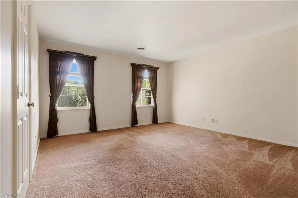 3606 Sagamore Drive Greensboro, NC 27410