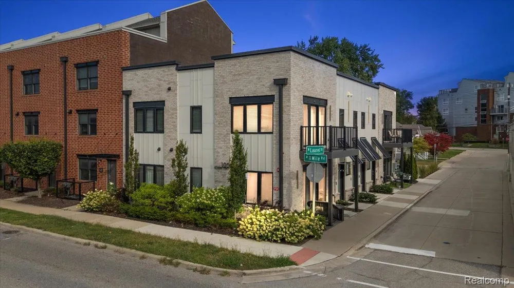 105 Laurel Street #C Royal Oak City, MI 48067