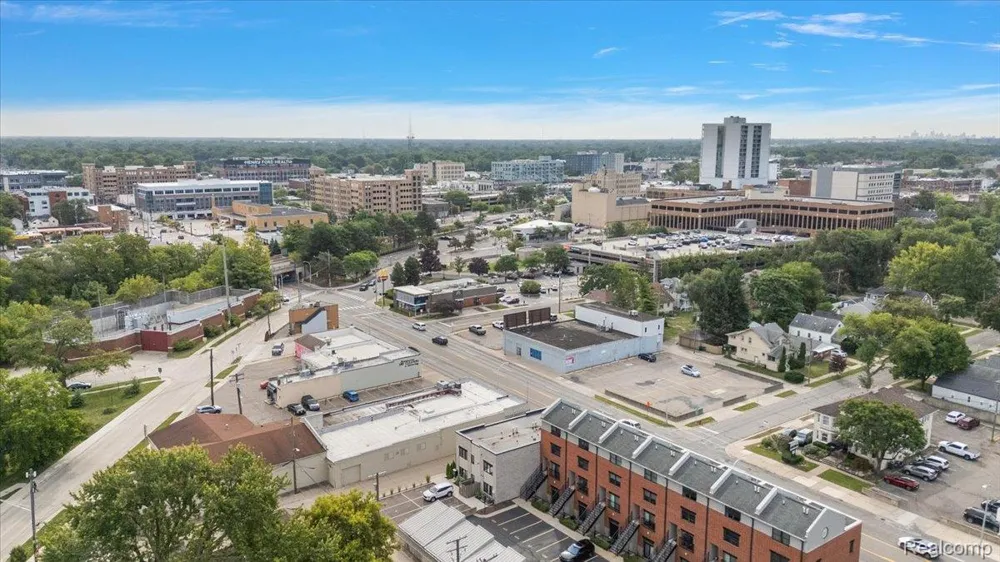105 Laurel Street #C Royal Oak City, MI 48067