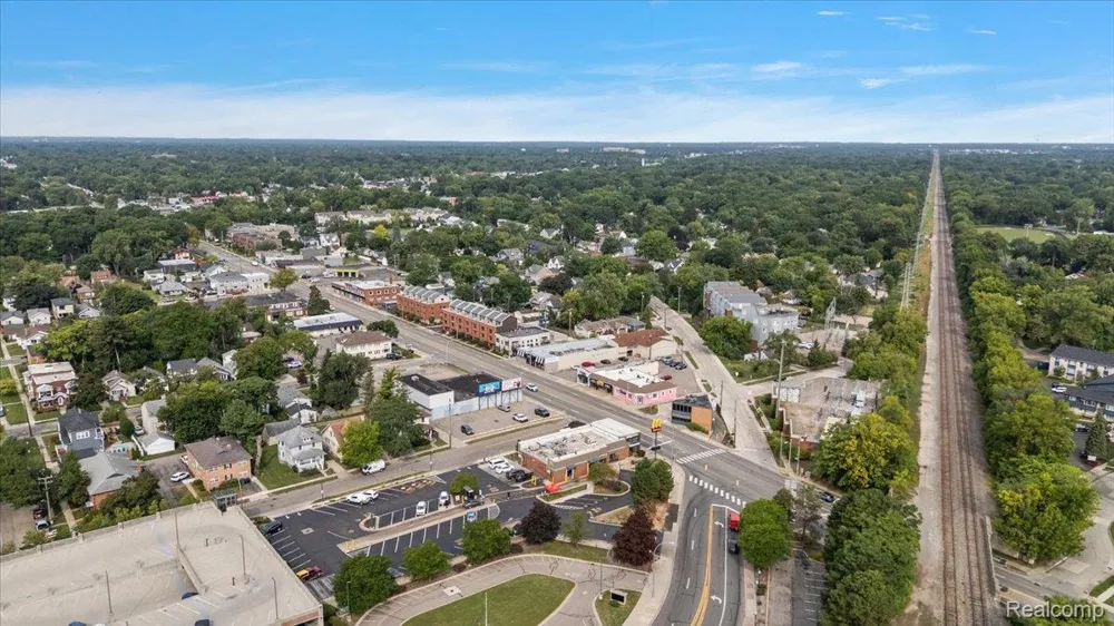 105 Laurel Street #C Royal Oak City, MI 48067