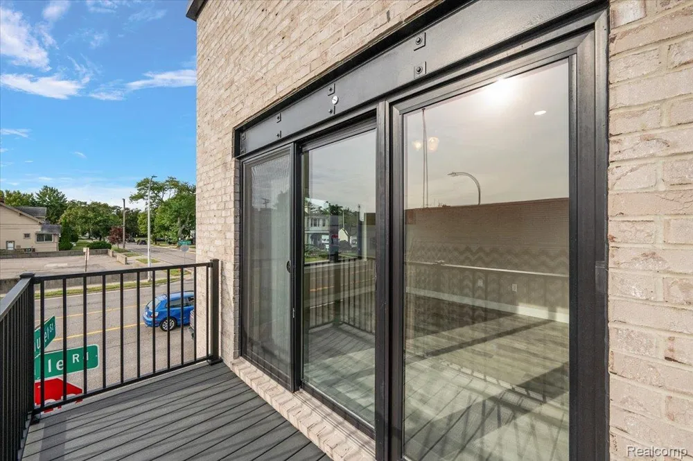 105 Laurel Street #C Royal Oak City, MI 48067