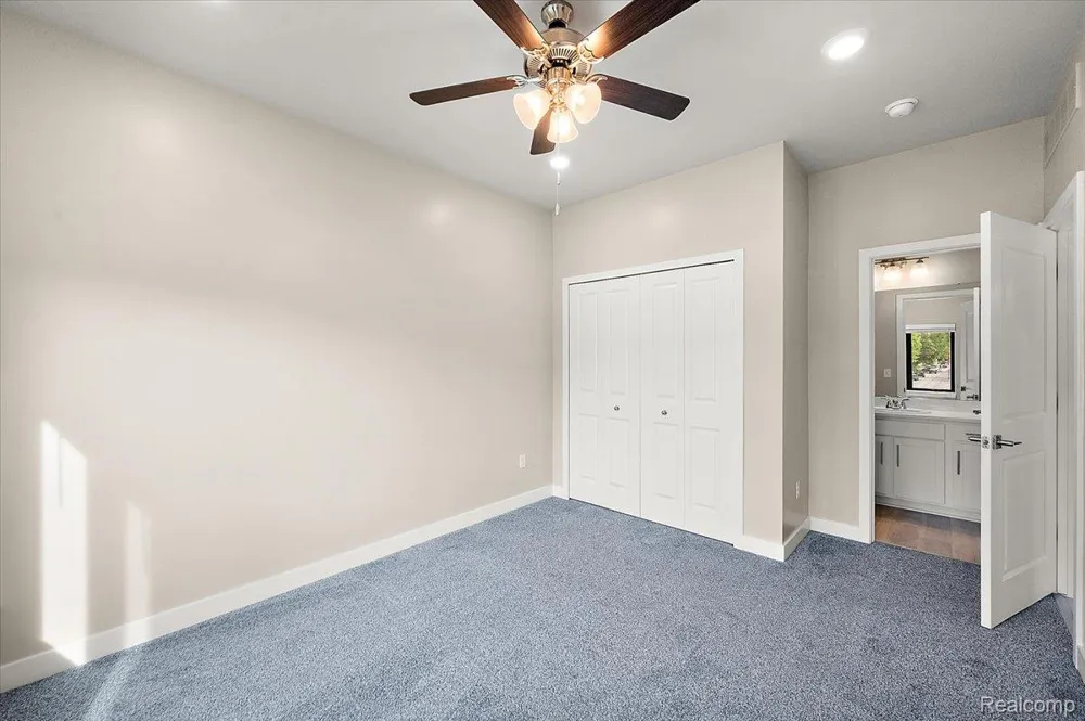 105 Laurel Street #C Royal Oak City, MI 48067