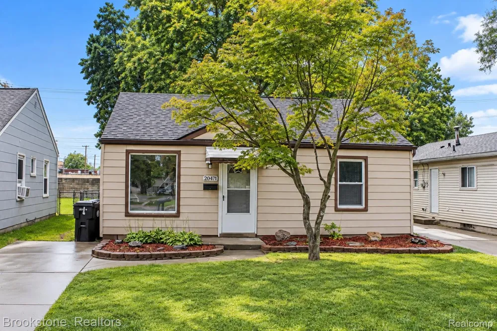 20471 Negaunee Redford Charter Township, MI 48240