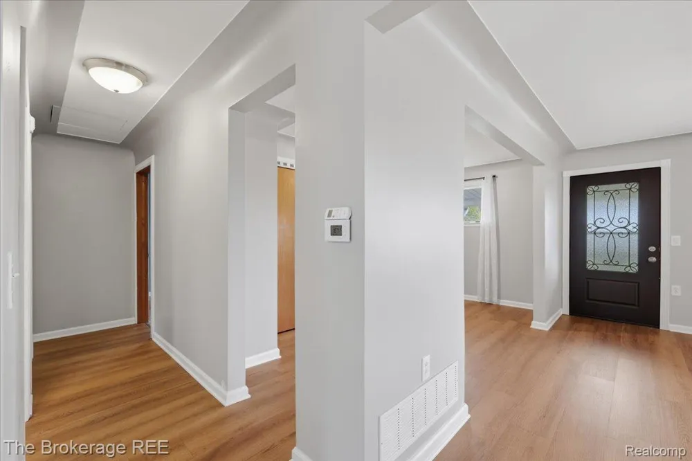 11973 E Brooks Road Venice Township, MI 48449