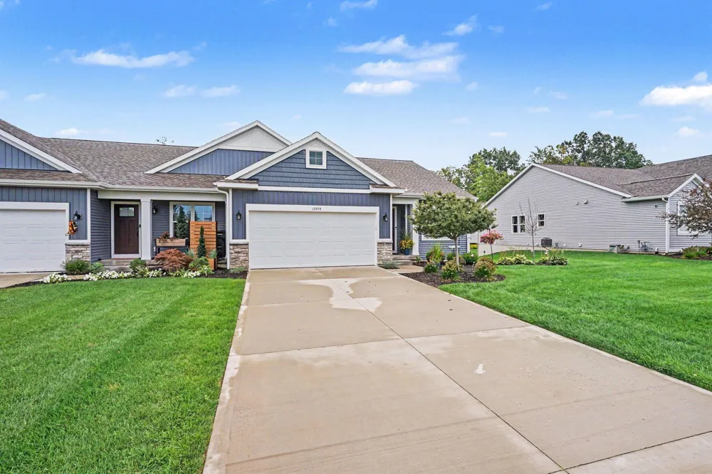 12454 Newbridge Drive #3 Grand Haven City, MI 49417