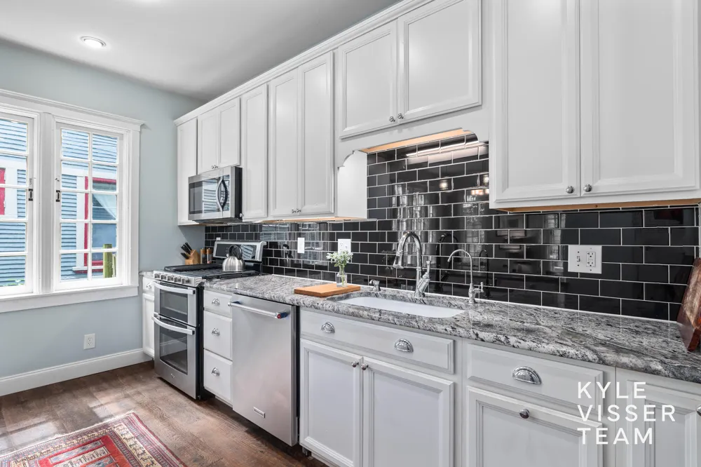 228 Madison Avenue SE Grand Rapids City, MI 49503
