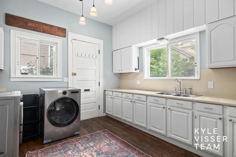228 Madison Avenue SE Grand Rapids City, MI 49503