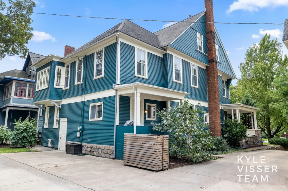228 Madison Avenue SE Grand Rapids City, MI 49503