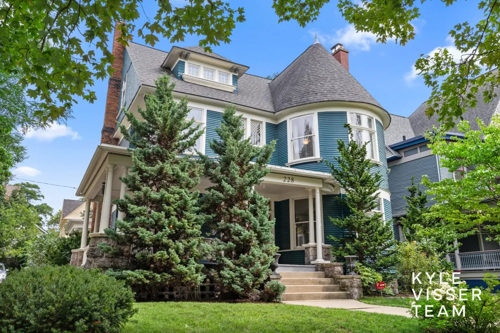 228 Madison Avenue SE Grand Rapids City, MI 49503