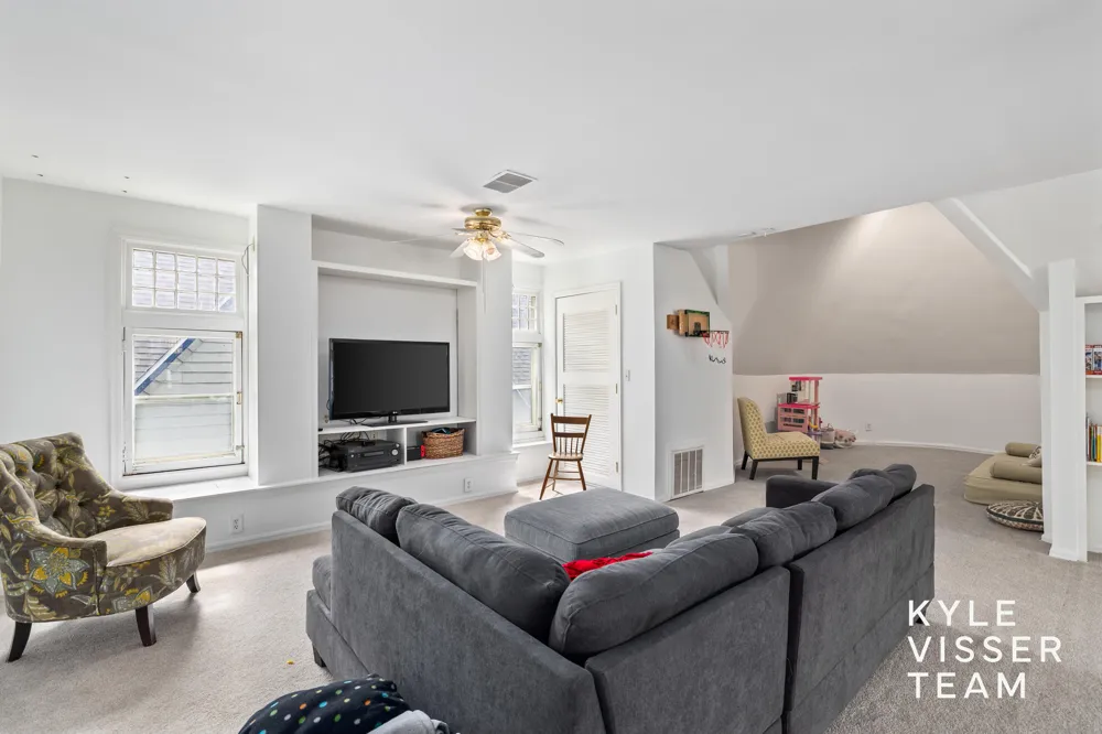 228 Madison Avenue SE Grand Rapids City, MI 49503