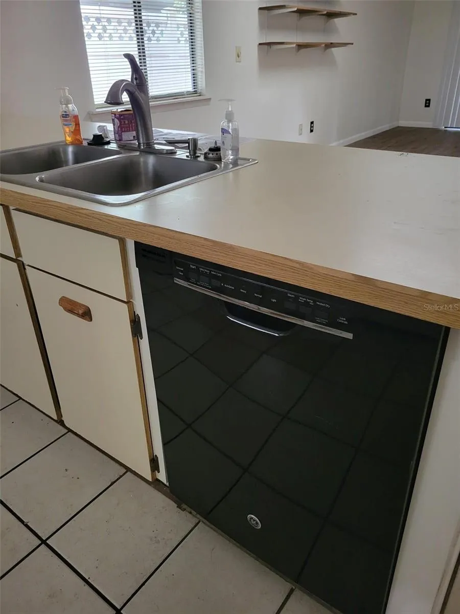 628 NEWBURYPORT AVENUE Altamonte Springs, FL 32701
