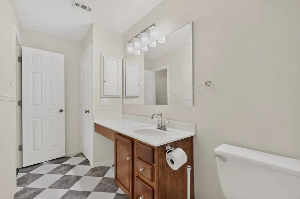 11517 Chatam Berry Lane Austin, TX 78748