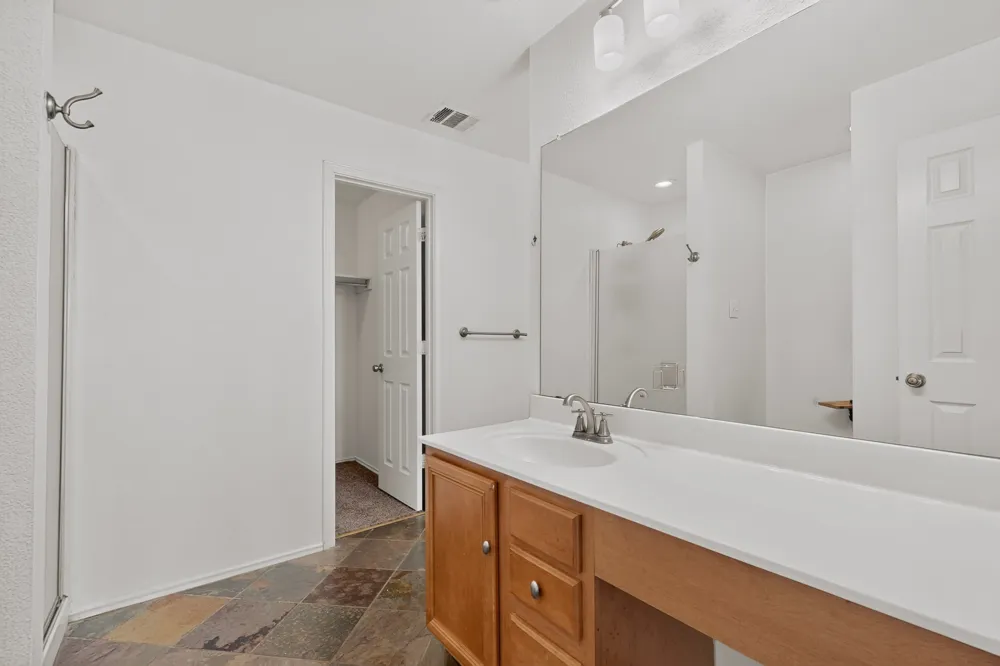 11517 Chatam Berry Lane Austin, TX 78748