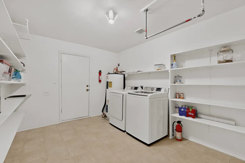 11517 Chatam Berry Lane Austin, TX 78748