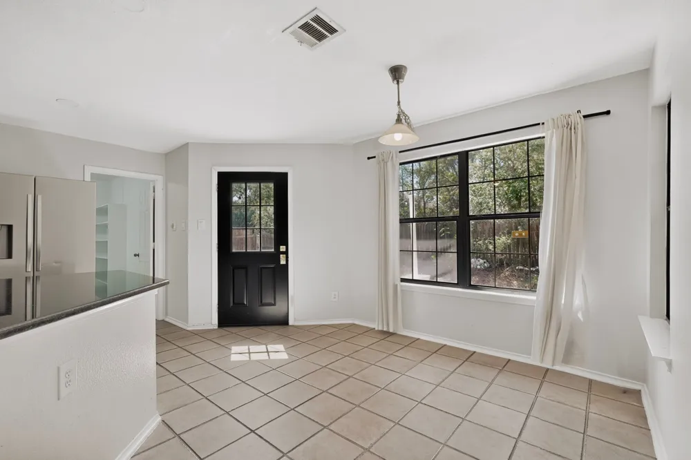 11517 Chatam Berry Lane Austin, TX 78748