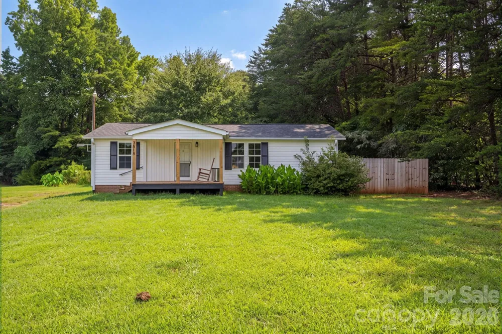 3515 Jeanette Drive Iron Station, NC 28080
