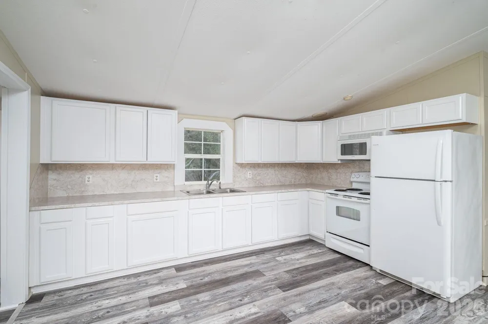 3515 Jeanette Drive Iron Station, NC 28080
