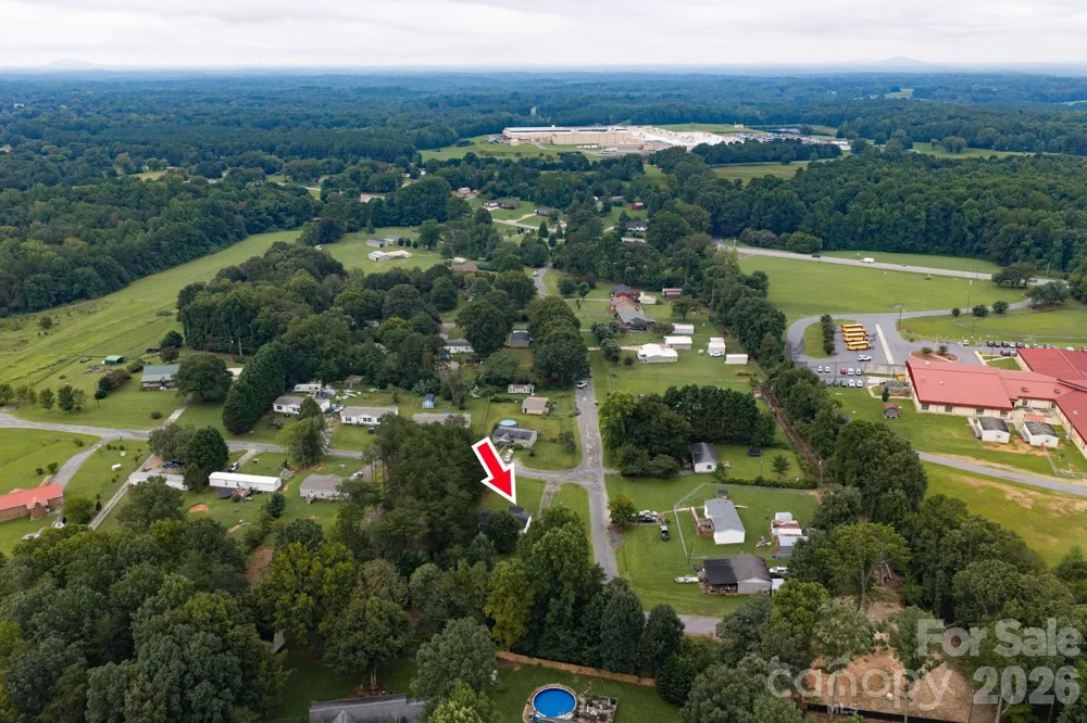 3515 Jeanette Drive Iron Station, NC 28080