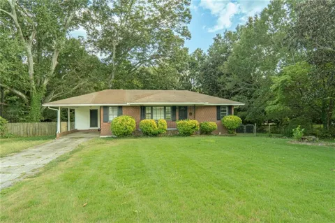 593 Hurt Road SW