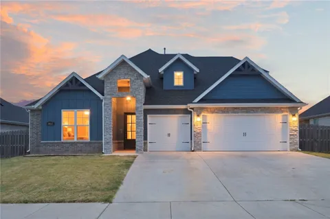 1812 Abbott Lane