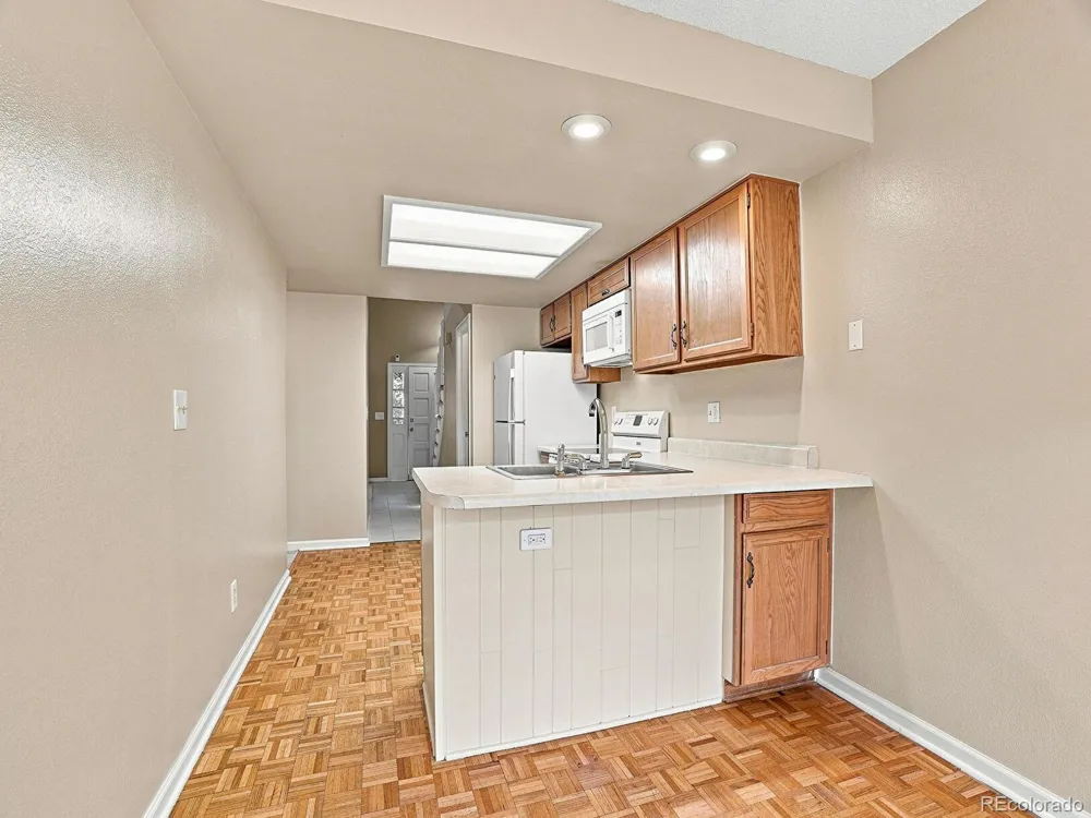 7712 S Cove Circle Centennial, CO 80122