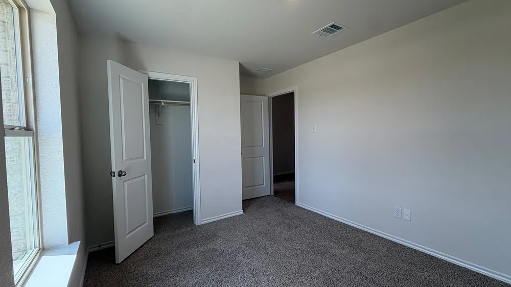 220 Van Horn Drive Terrell, TX 75160