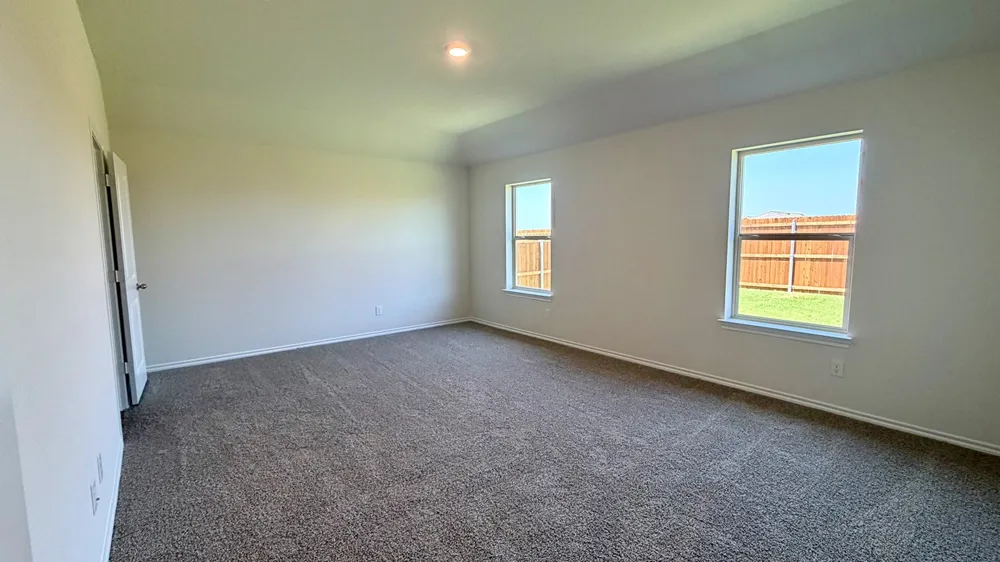 220 Van Horn Drive Terrell, TX 75160
