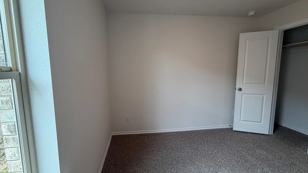 220 Van Horn Drive Terrell, TX 75160