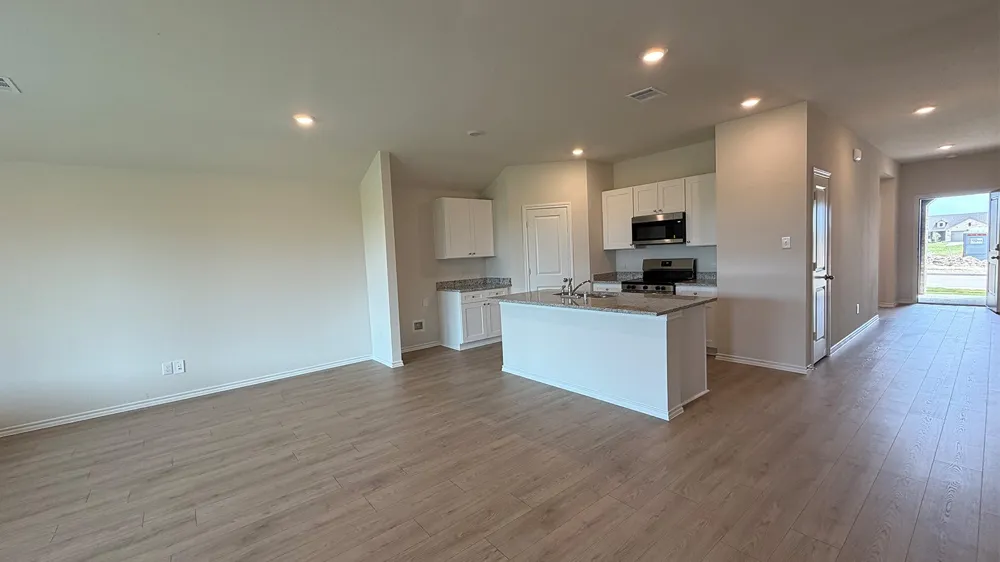 220 Van Horn Drive Terrell, TX 75160