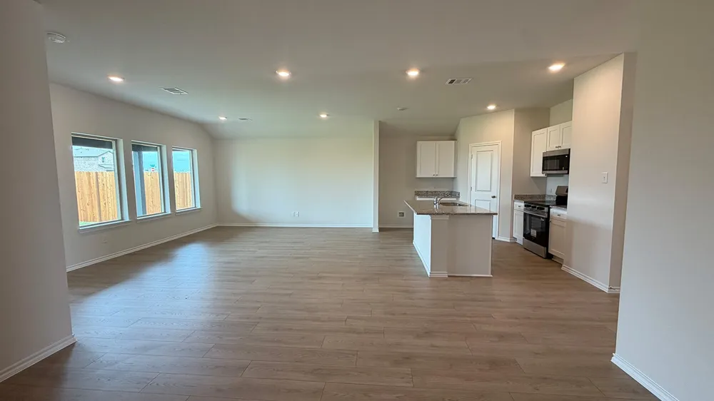 220 Van Horn Drive Terrell, TX 75160