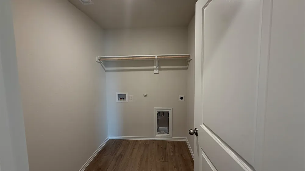 220 Van Horn Drive Terrell, TX 75160