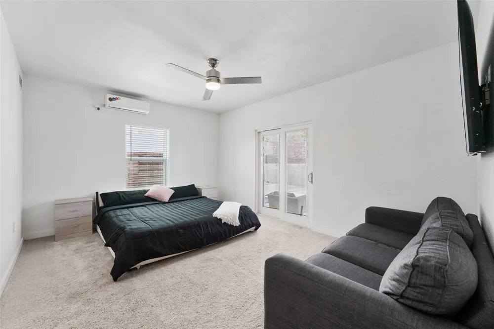 5405 Arcadia Drive Dallas, TX 75211